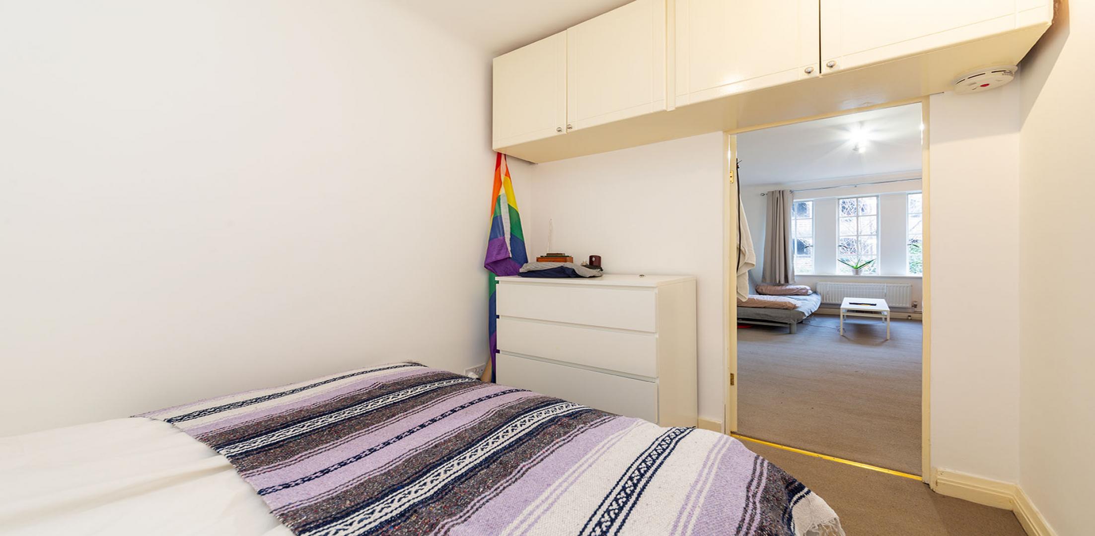 			HEATING and HOT WATER INCLUDED, 1 Bedroom, 1 bath, 1 reception Apartment			 Mortimer Crescent , MAIDA VALE/ST JOHNS WOOD
